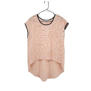 Alberto Makali Women's Eyelet Hi-Low Hem Blouse - M